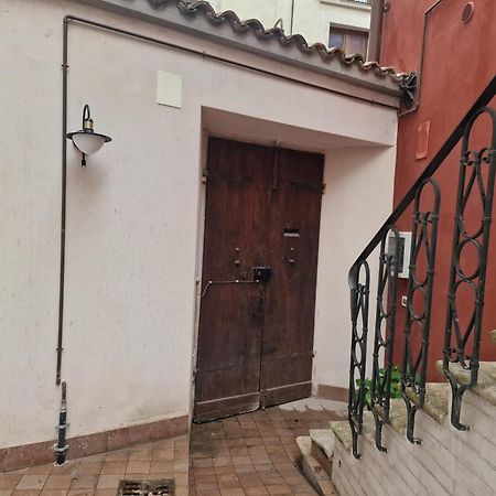 فيلا Vagabondando Travel House LʼAquila المظهر الخارجي الصورة